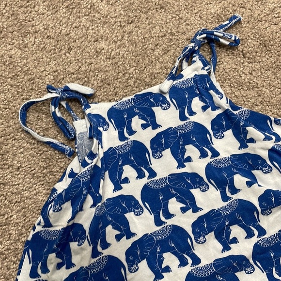 Kate Quinn Elephant Shortie - Picture 2 of 7